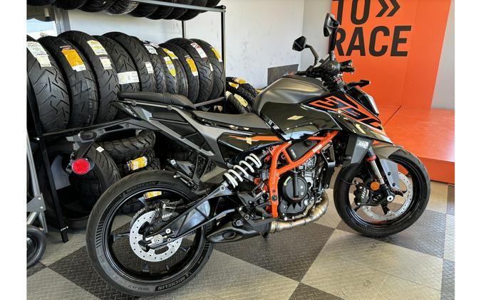 2026 390 DUKE - KTM