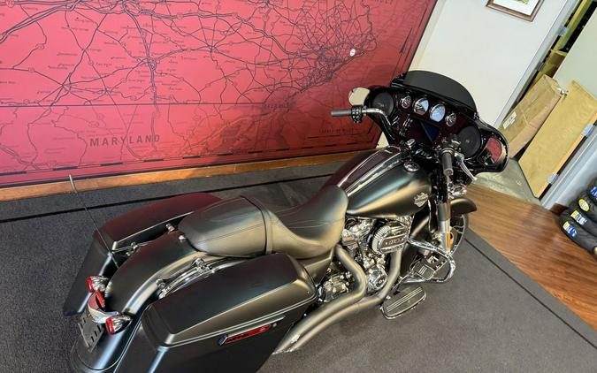 2022 Harley-Davidson® FLHXS - Street Glide® Special