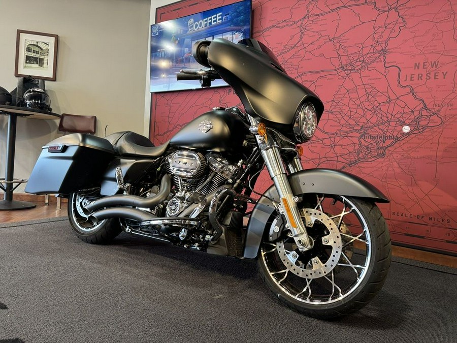 2022 Harley-Davidson® FLHXS - Street Glide® Special