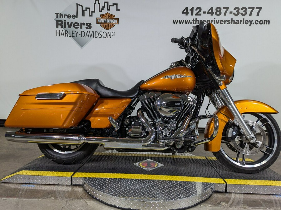 2015 Harley-Davidson Street Glide Special Amber Whiskey