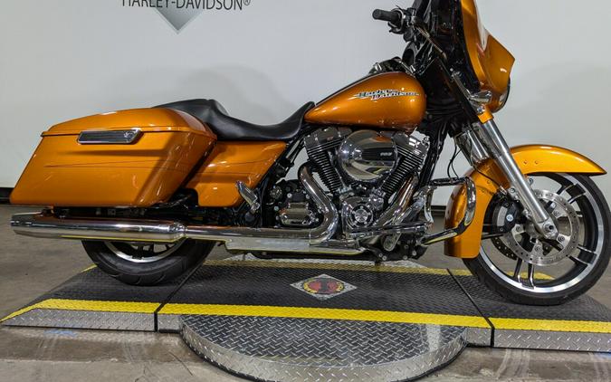 2015 Harley-Davidson Street Glide Special Amber Whiskey