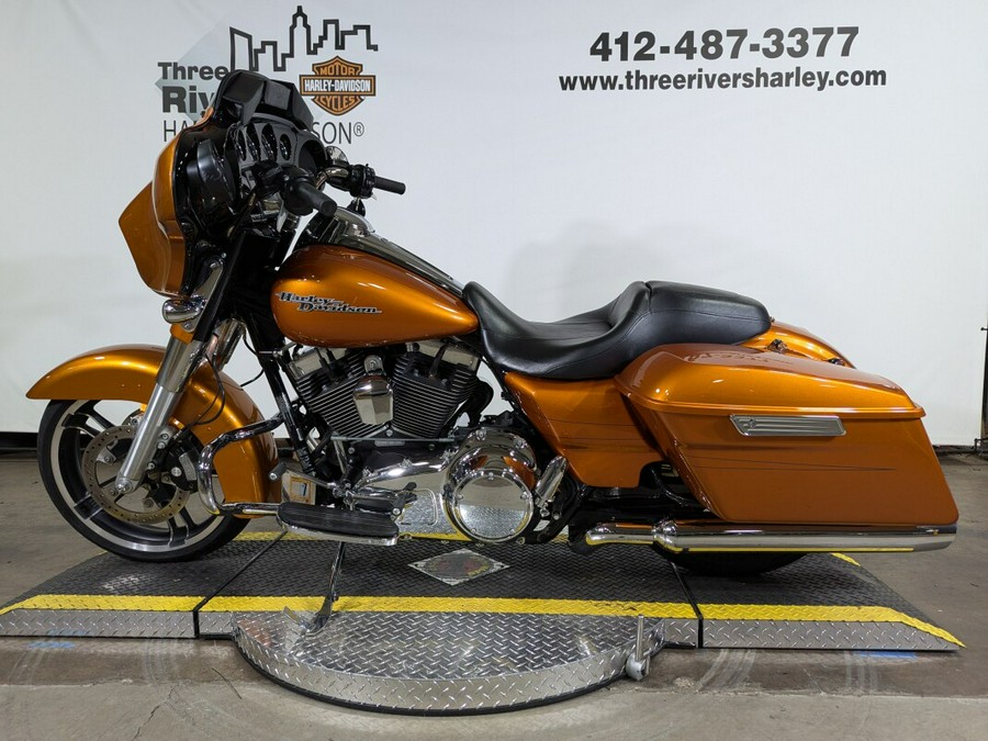 2015 Harley-Davidson Street Glide Special Amber Whiskey