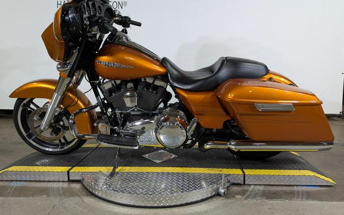 2015 Harley-Davidson Street Glide Special Amber Whiskey