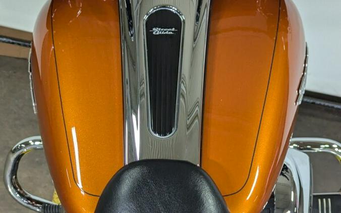 2015 Harley-Davidson Street Glide Special Amber Whiskey