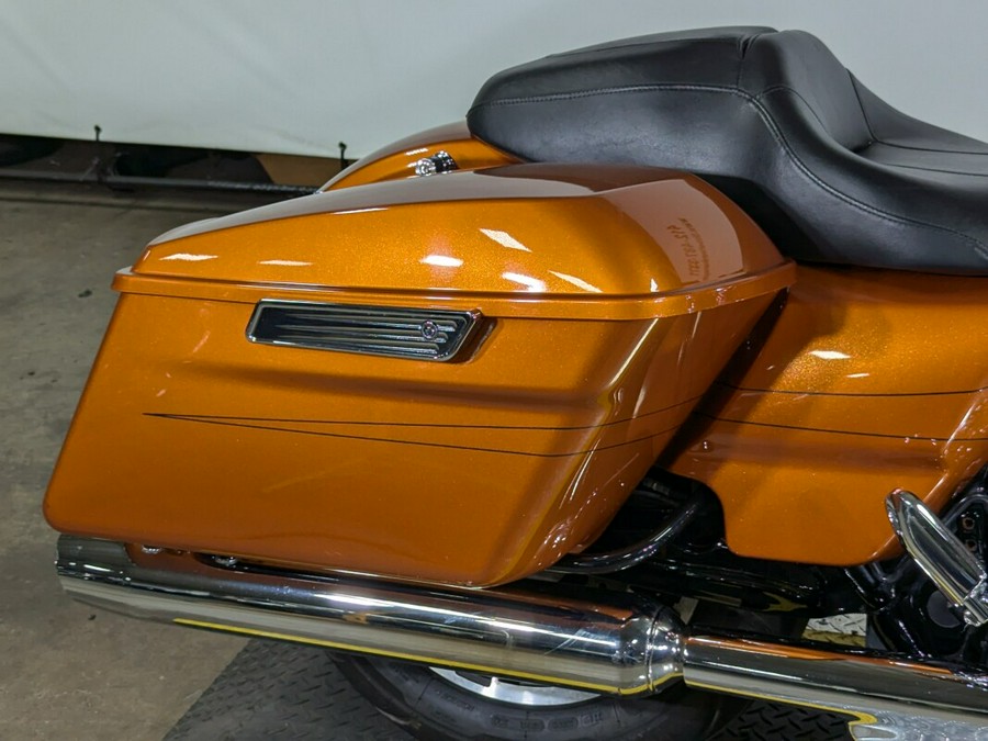 2015 Harley-Davidson Street Glide Special Amber Whiskey