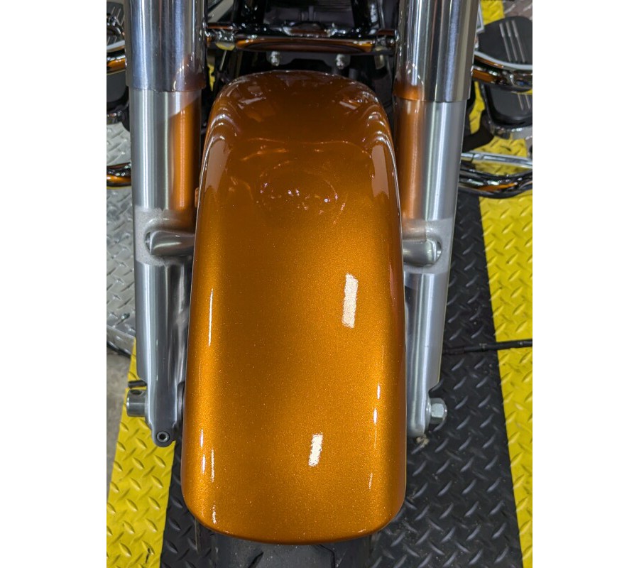 2015 Harley-Davidson Street Glide Special Amber Whiskey