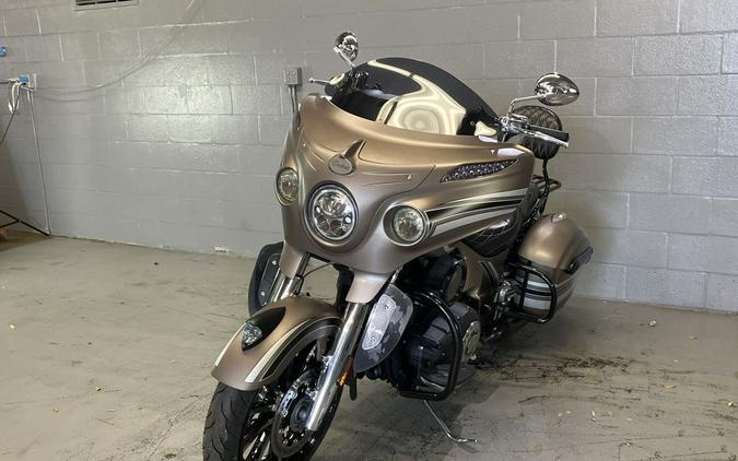 2018 Indian Motorcycle® Chieftain® Limited ABS Bronze Smoke with Graphics