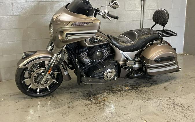 2018 Indian Motorcycle® Chieftain® Limited ABS Bronze Smoke with Graphics