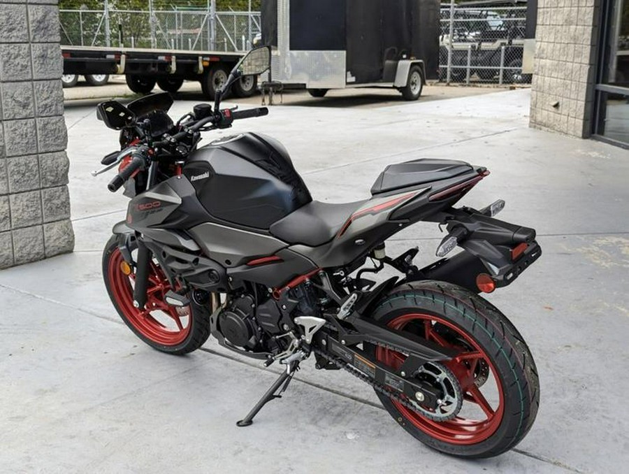 2024 Kawasaki Z500 SE ABS