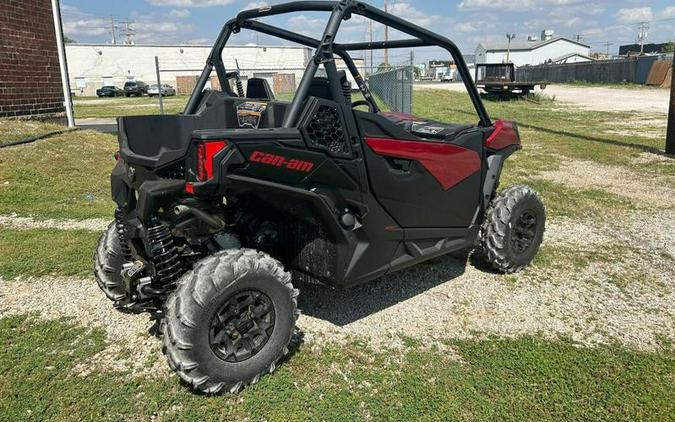 2024 Can-Am® Maverick Trail DPS 1000