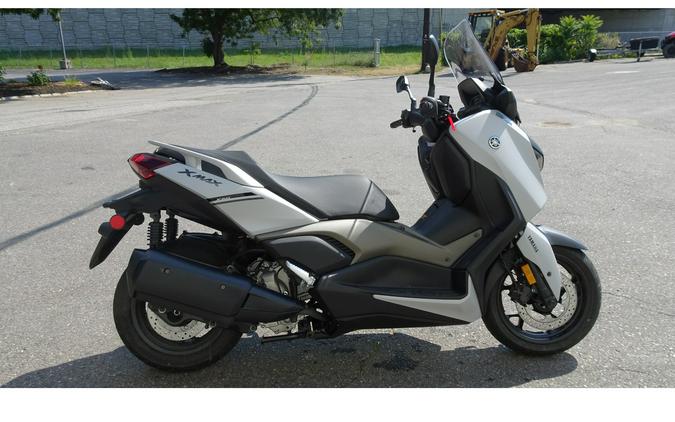 2024 Yamaha XMAX™ Base