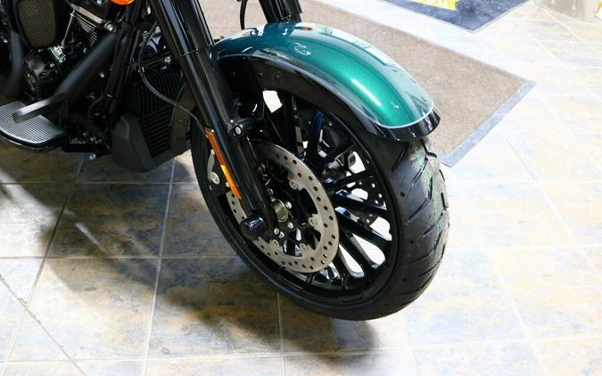 FLRT 2024 Freewheeler™