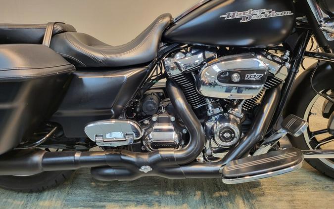 2017 Harley-Davidson Street Glide Special Black Denim FLHXS