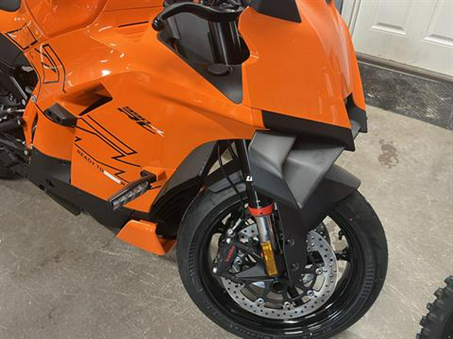 2026 KTM 990 RC R