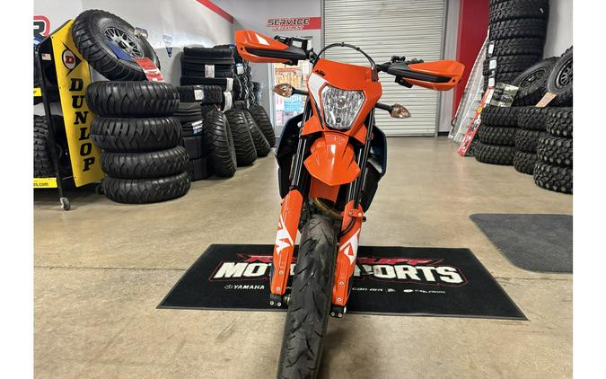2023 SMC 690 R - KTM