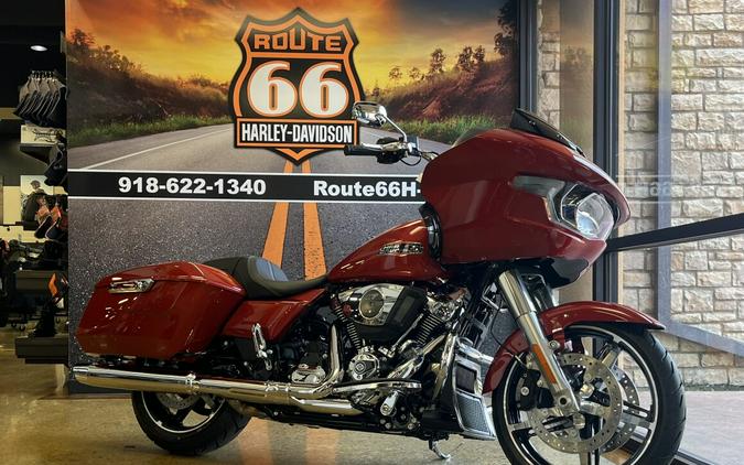 2024 Harley-Davidson Road Glide® Whiskey Fire