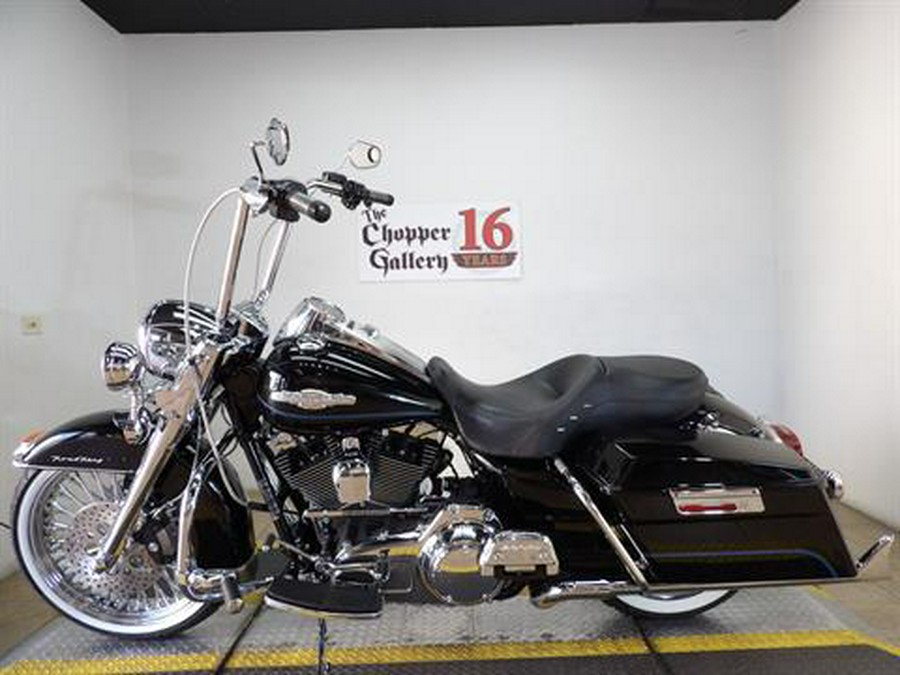 2009 Harley-Davidson Road King® - Shrine