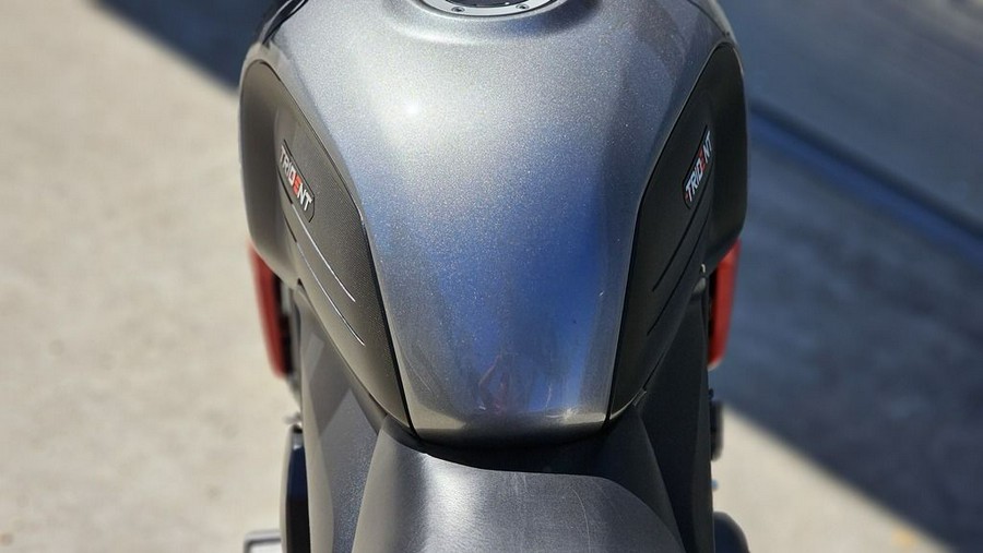 2022 Triumph Trident 660 Sapphire Black