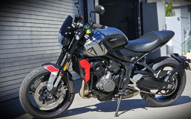 2022 Triumph Trident 660 Sapphire Black