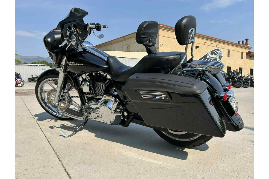 2010 Harley-Davidson® Street Glide??? Base