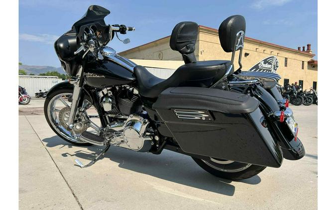2010 Harley-Davidson® Street Glide??? Base