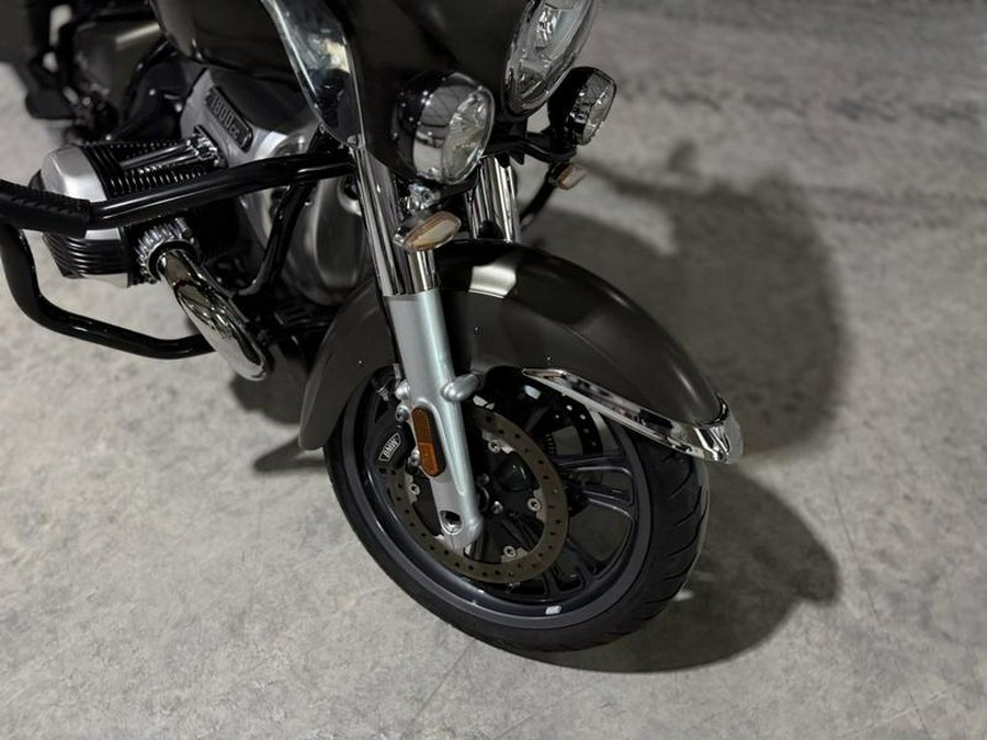 2022 BMW R 18 Transcontinental Manhattan Metallic Matt