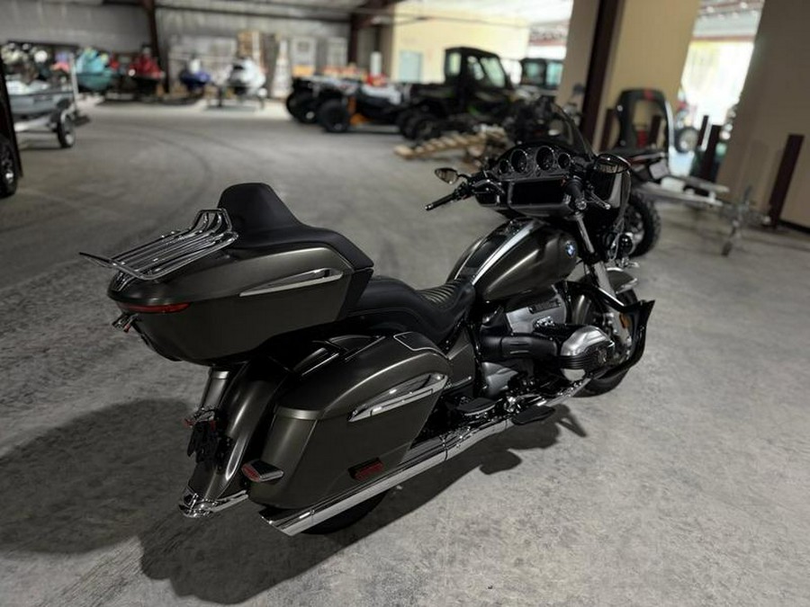 2022 BMW R 18 Transcontinental Manhattan Metallic Matt