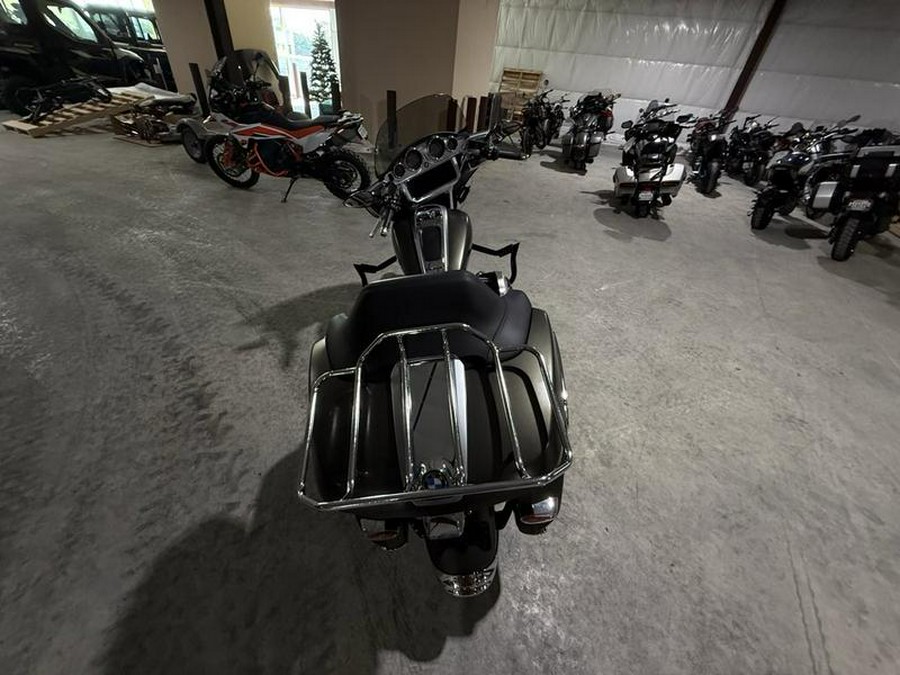 2022 BMW R 18 Transcontinental Manhattan Metallic Matt