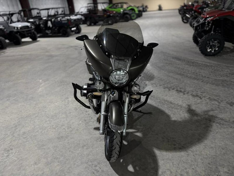 2022 BMW R 18 Transcontinental Manhattan Metallic Matt