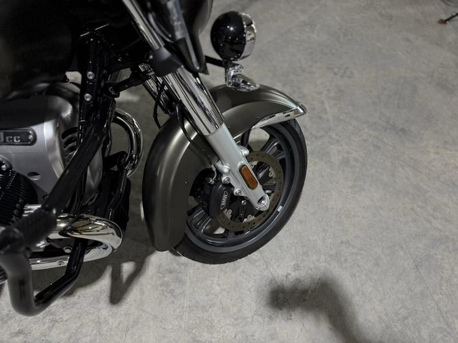 2022 BMW R 18 Transcontinental Manhattan Metallic Matt