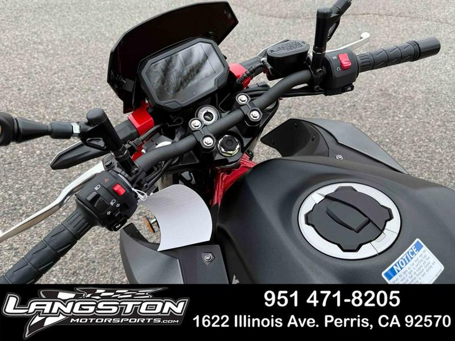 2025 Kawasaki Z500 SE ABS