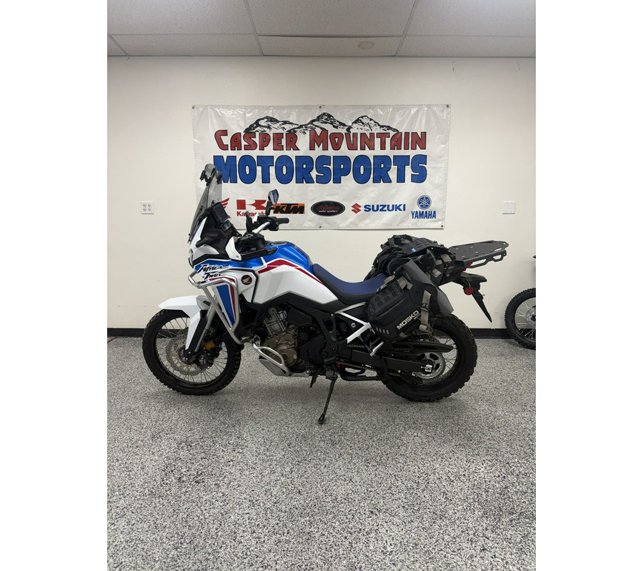2021 Honda Africa Twin - UH0066A