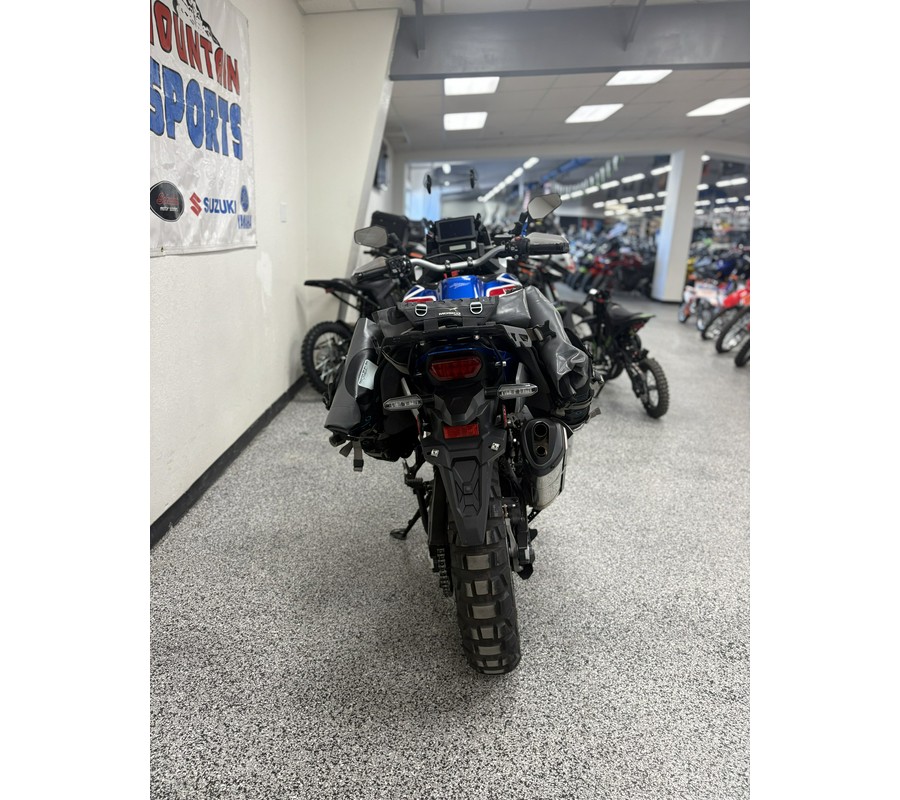 2021 Honda Africa Twin - UH0066A