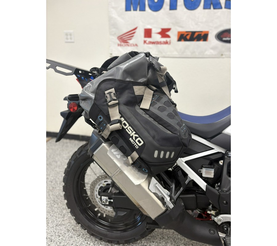 2021 Honda Africa Twin - UH0066A