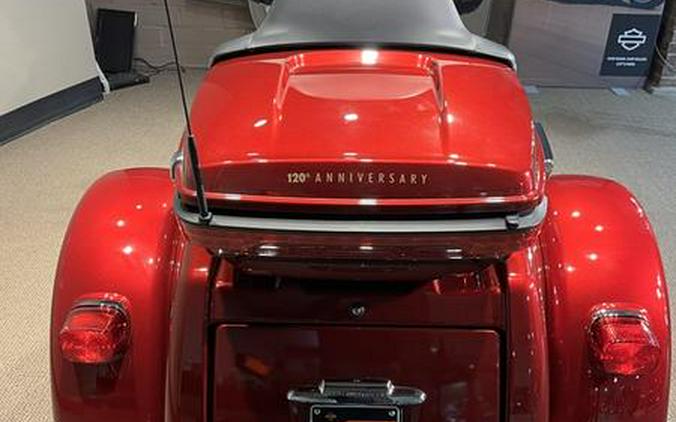 2023 Harley-Davidson® FLHTCUTGAN - Tri Glide® Ultra Anniversary Edition