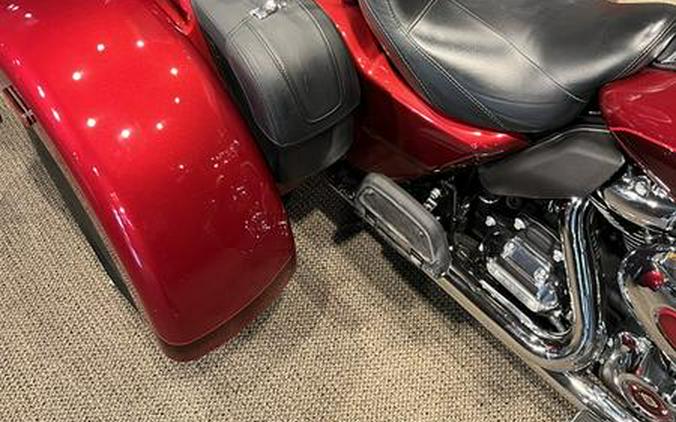 2023 Harley-Davidson® FLHTCUTGAN - Tri Glide® Ultra Anniversary Edition