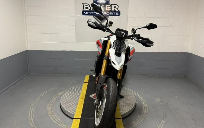 2027 Ducati Hypermotard V2 SP SP Livery