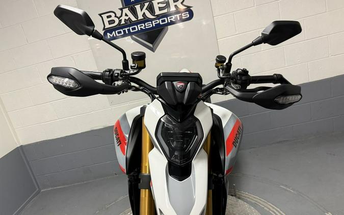 2027 Ducati Hypermotard V2 SP SP Livery