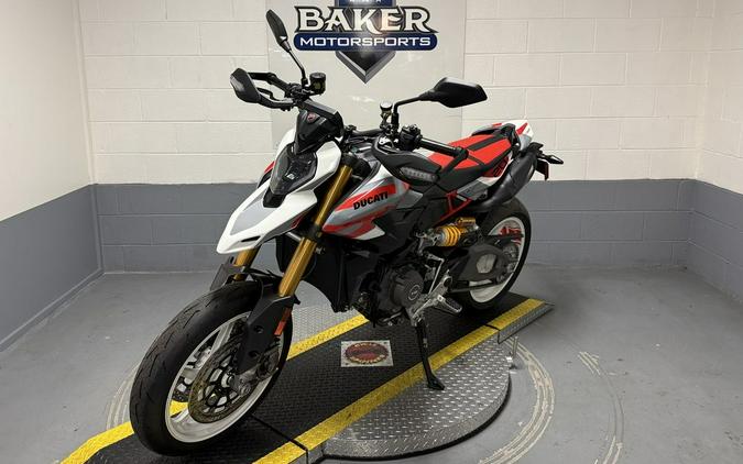 2027 Ducati Hypermotard V2 SP SP Livery