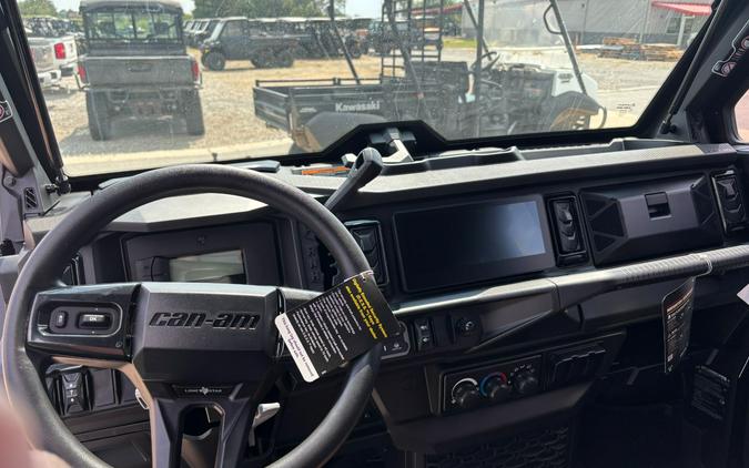 2026 Can-Am Defender MAX Lone Star Cab HD11