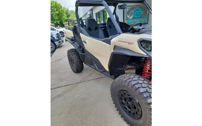 2024 Can-Am 6YRB COM XTP 64 1000R