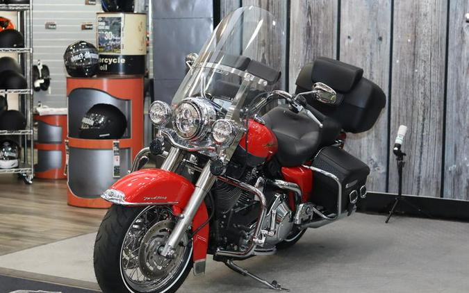 2006 Harley-Davidson® FLHRCI - Road King® Classic