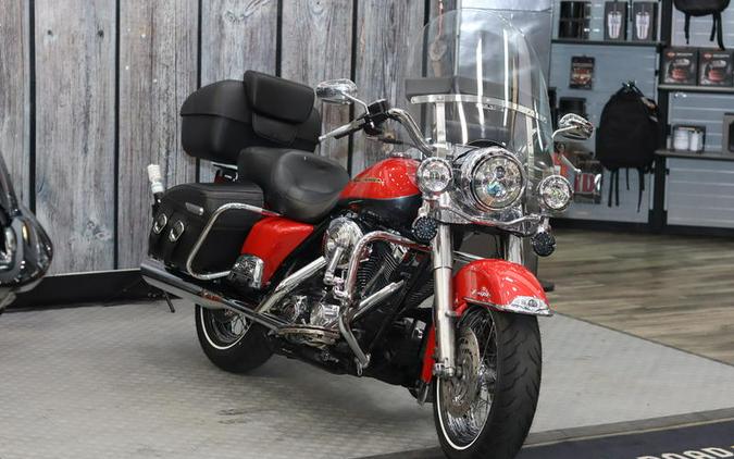 2006 Harley-Davidson® FLHRCI - Road King® Classic