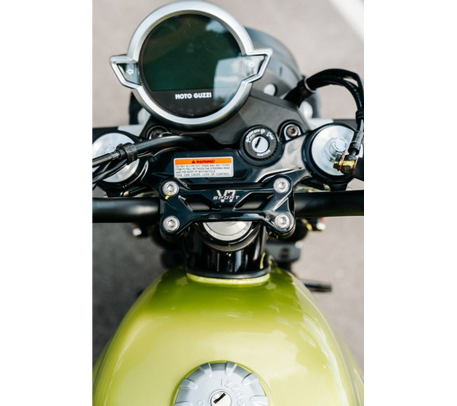 2025 Moto Guzzi V7 Sport