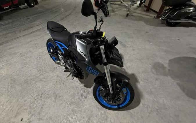 2024 Suzuki GSX-8S