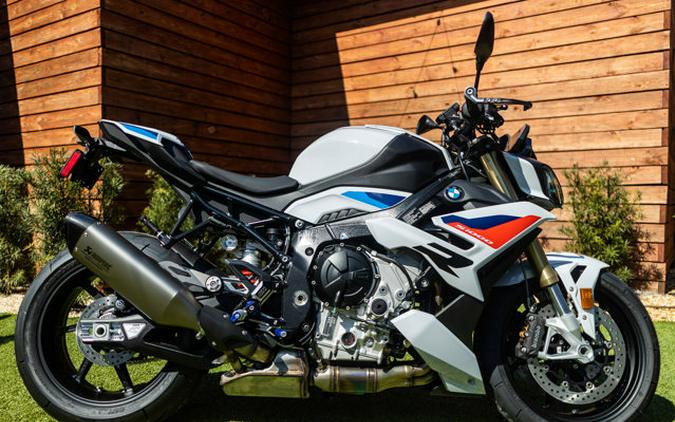 2026 BMW S 1000 R