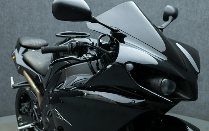 2012 YAMAHA YZFR1