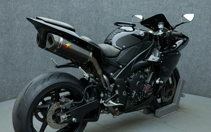 2012 YAMAHA YZFR1