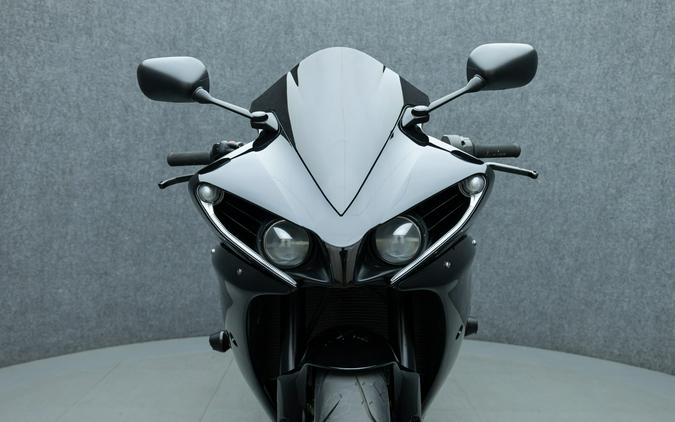 2012 YAMAHA YZFR1