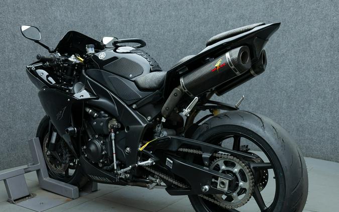 2012 YAMAHA YZFR1